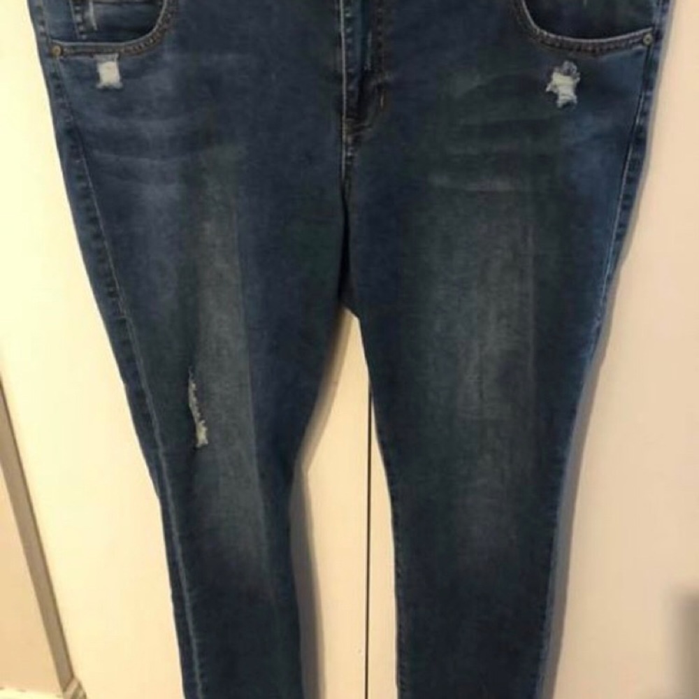 Cabi Skinny Jeans